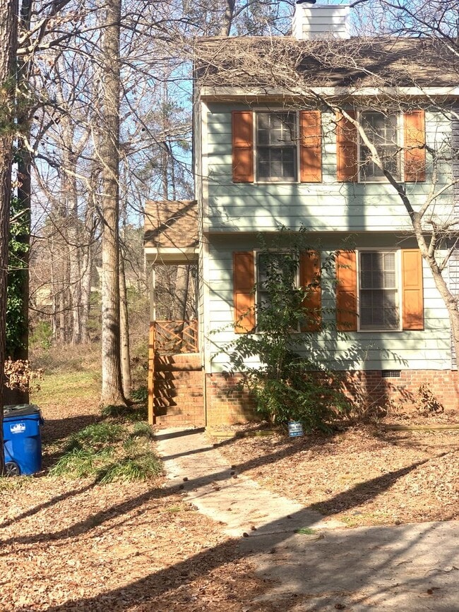 Building Photo - 5520 Kaplan Dr