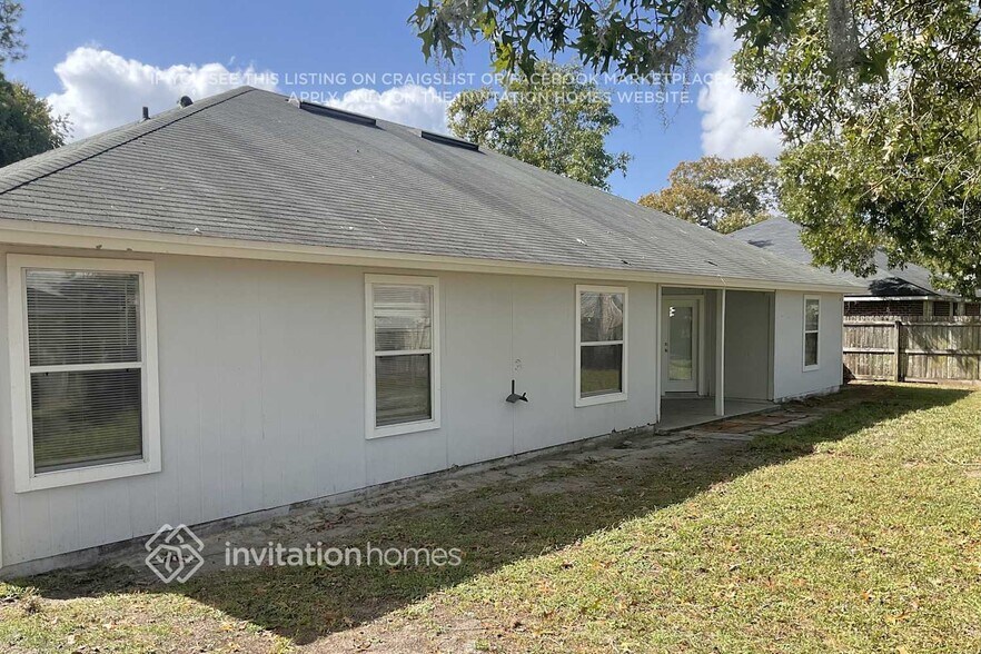 Building Photo - 5407 Vivera Ln