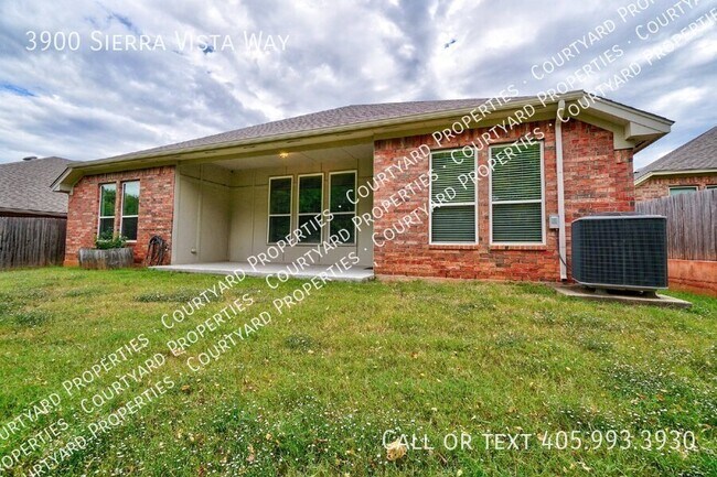 Building Photo - 3900 Sierra Vista Way