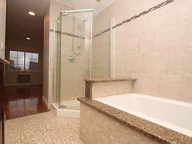 Building Photo - 319 Winthrop St