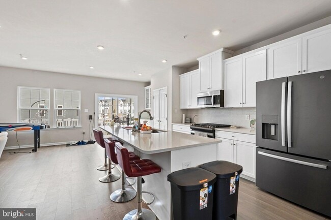 Building Photo - 168 Bishop Wy