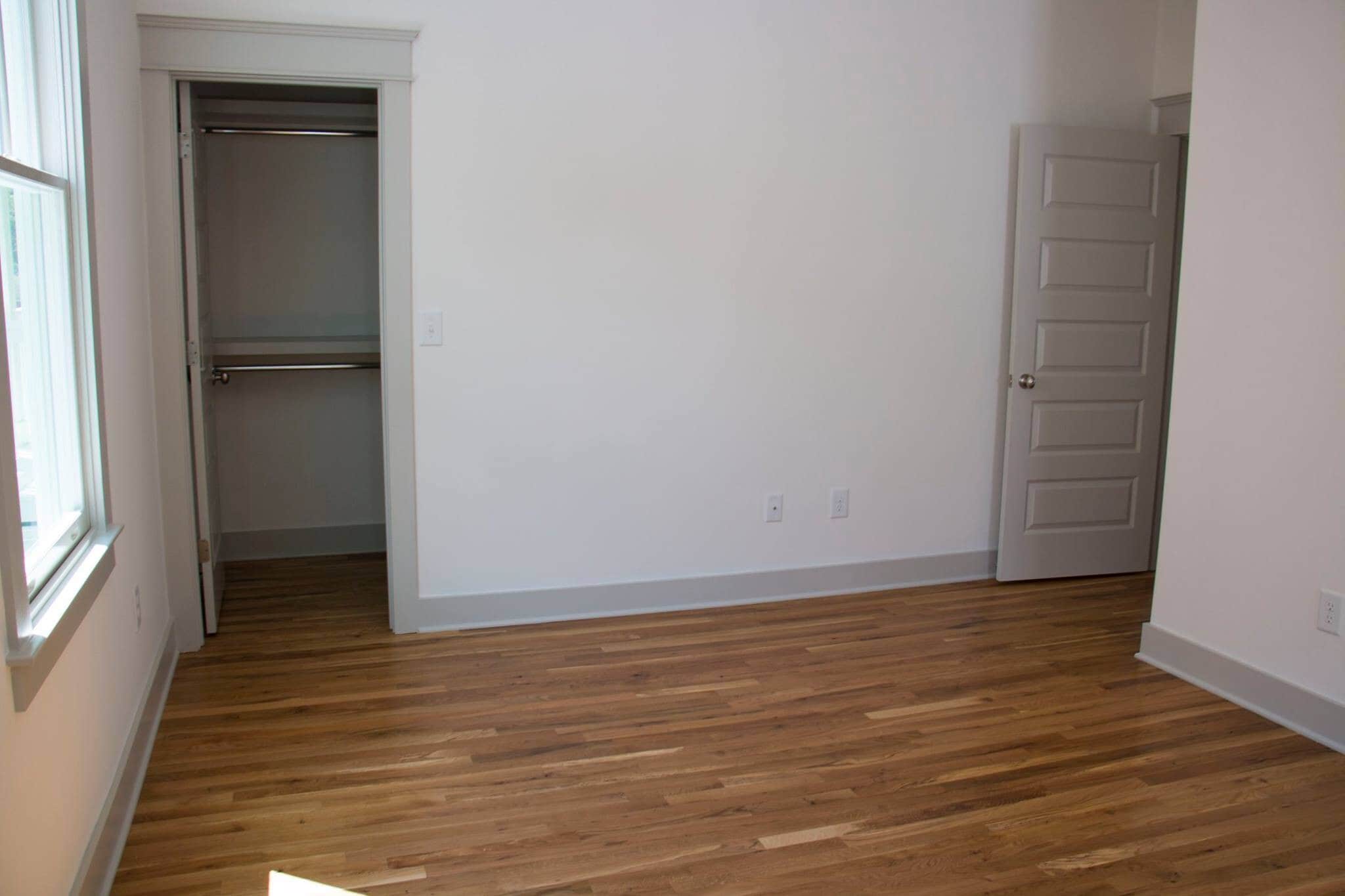 Building Photo - 204 Burns Ave