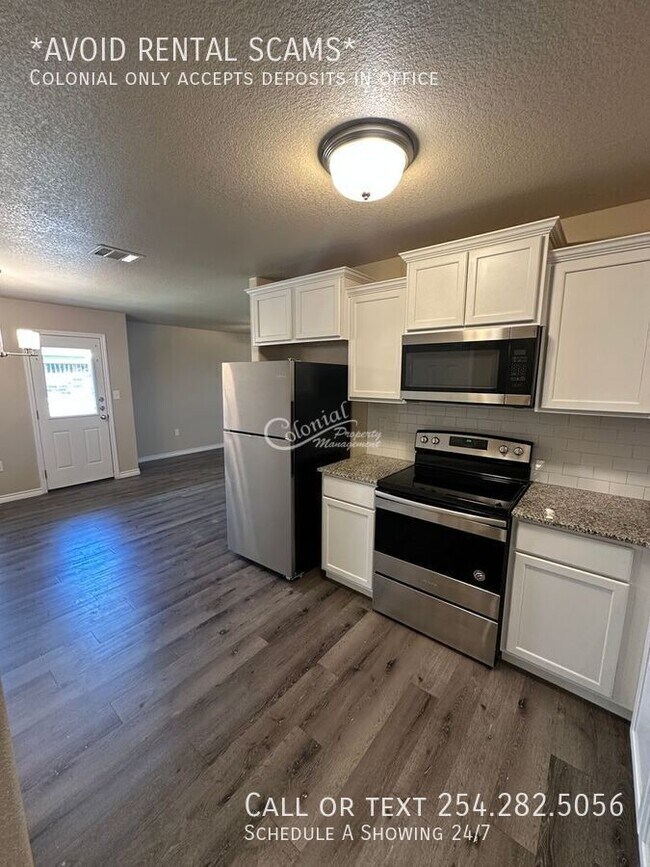 Building Photo - 2403 Duntov Dr