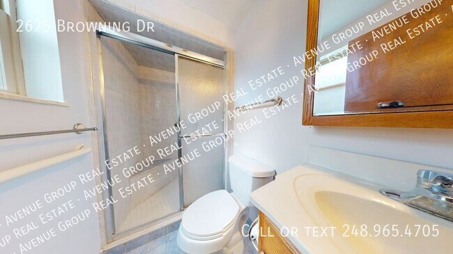 Building Photo - 2675 Browning Dr