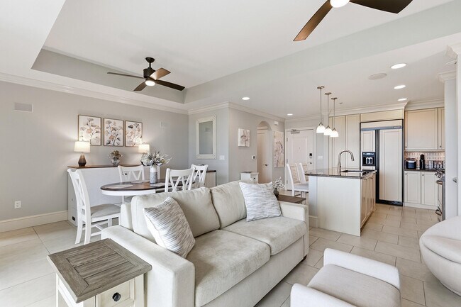 Building Photo - 9123 Strada Pl