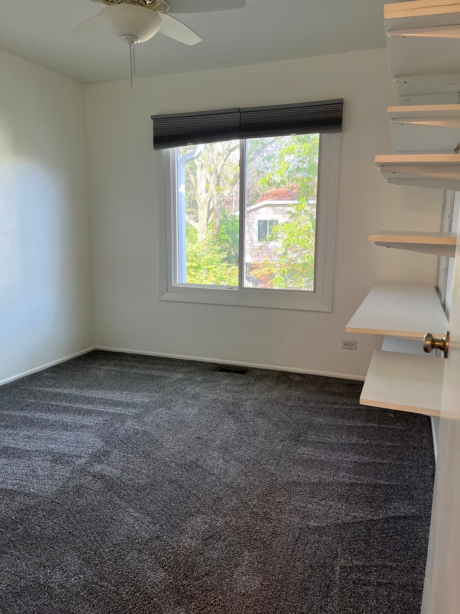 Building Photo - 470 Stevenson Pl