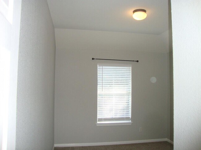 Building Photo - 914 Mesquite Hollow Pl