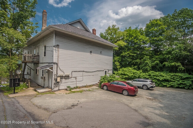 Primary Photo - 211 Grand Ave