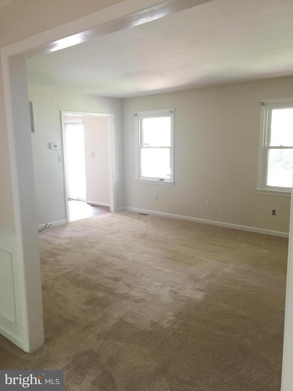 Building Photo - 32 Tarleton Way