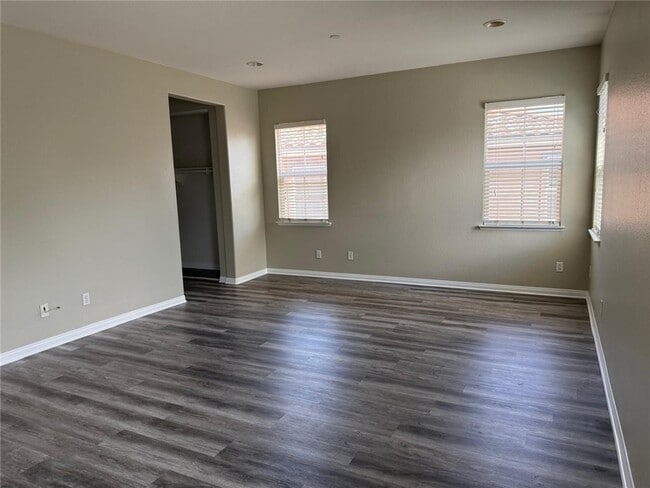 Building Photo - 1742 Edmon Way