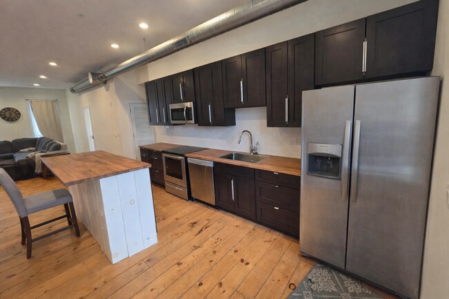 Building Photo - 1929 S 17th St