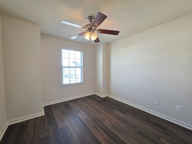 Building Photo - 234 Garrison Way