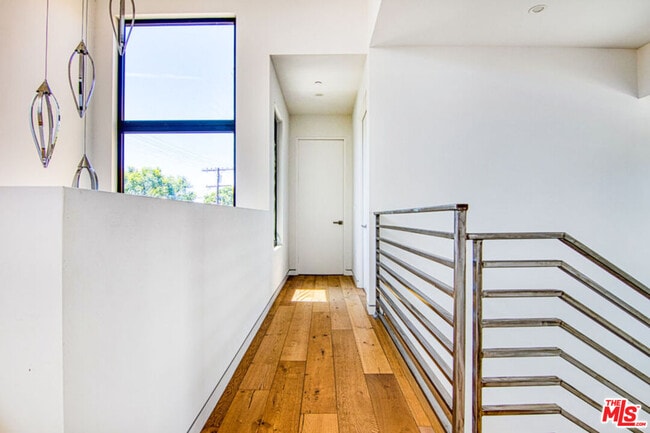 Building Photo - 2345 27th St