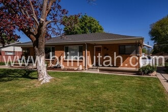 Building Photo - 30 W 1100 S
