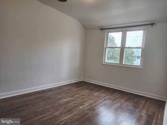 Building Photo - 1605 Woodbine St