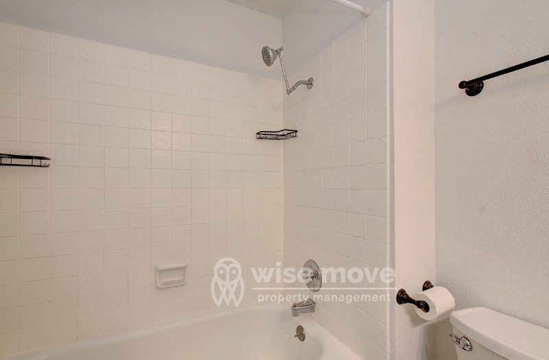 Building Photo - 10100 NW 23rd Ave