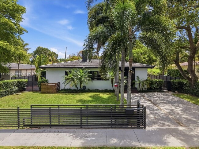 Building Photo - 86 NE 110th St