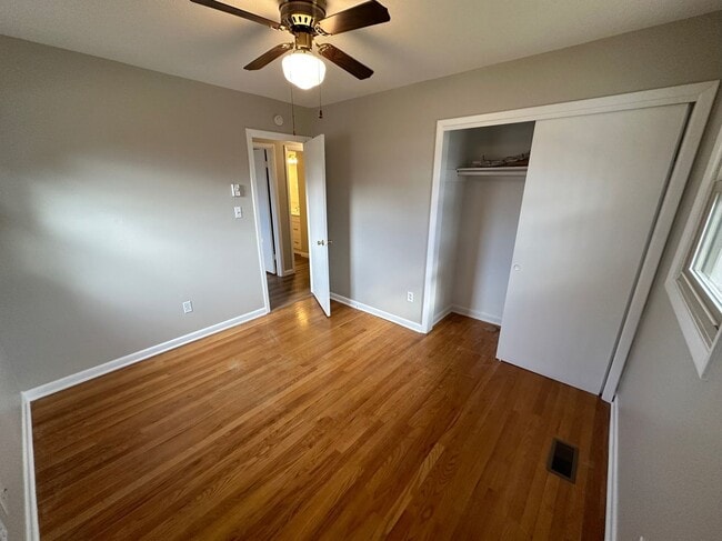 Building Photo - Newly Renovated