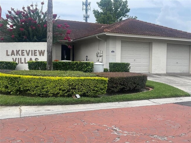 Building Photo - 18302 Aintree Ct