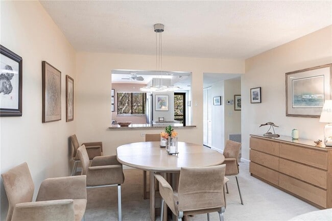 Building Photo - 1531 Clower Creek Dr