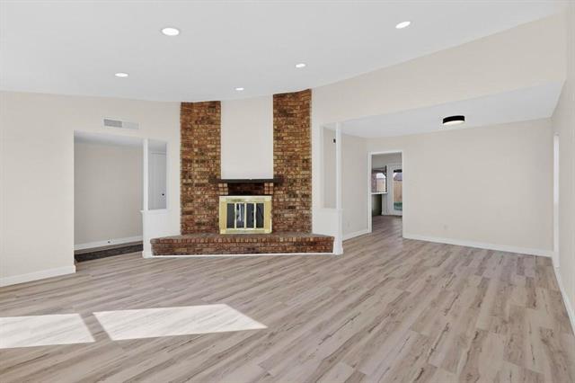 Building Photo - 8505 Woodside Rd