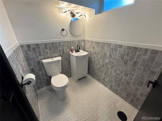 Building Photo - 2189 S Xavier St