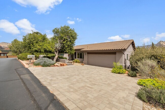 Building Photo - Furnished, 1-Year Long-Term Rental