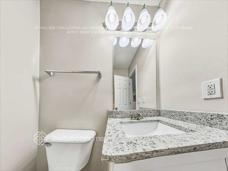 Building Photo - 6931 Silver Grass Ct