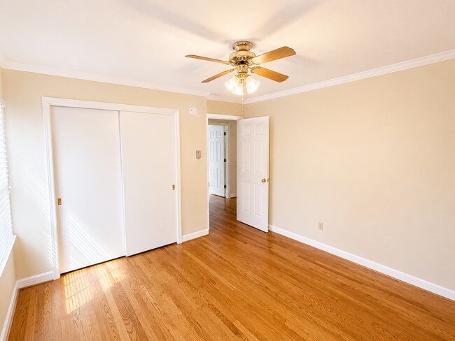 Building Photo - 3562 Durham St Ext