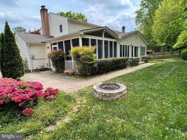 Building Photo - 1816 Midlothian Ct