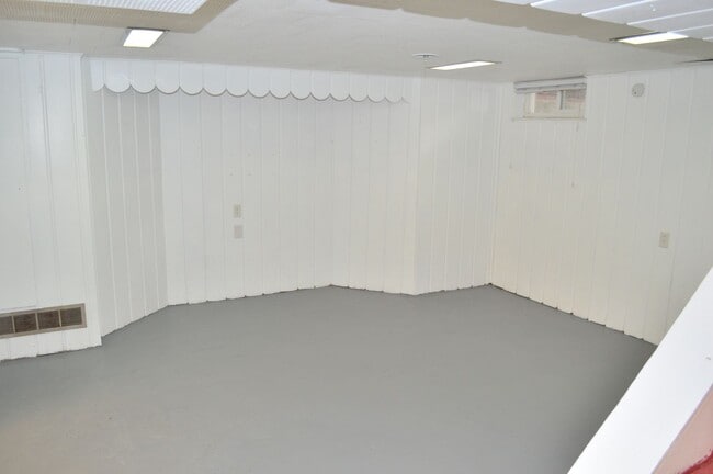 Building Photo - Beautiful Home in Historic Salt Lake District!