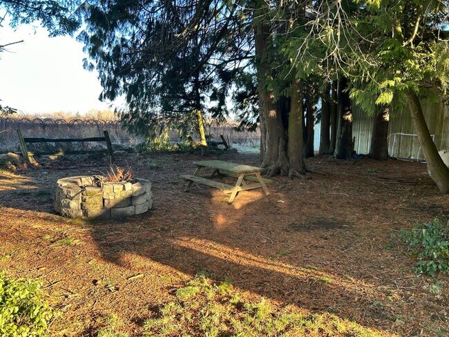 Building Photo - North County Lynden Home for Rent