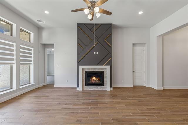 Building Photo - 3300 Honey Suckle Ln