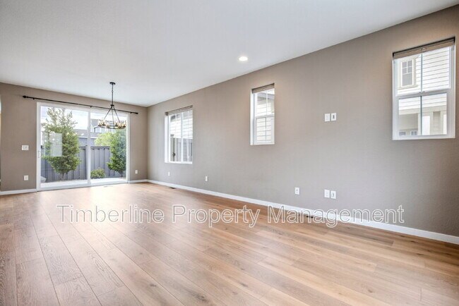 Building Photo - 5833 Spring Breeze Dr