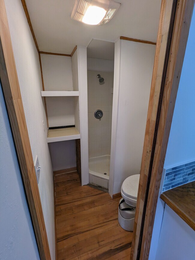 Building Photo - 23603 W Lake Kayak Dr