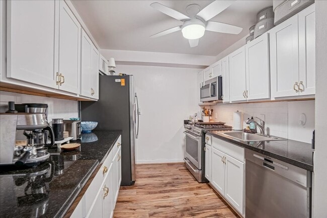Building Photo - Large 1BR/1BA with Natural Light & Modern Finishes in Cleveland Park