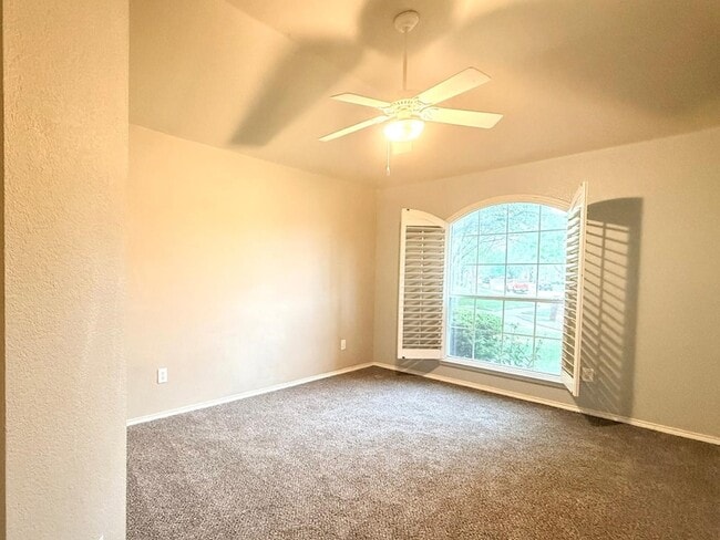 Building Photo - 4501 Aspen Glen Rd