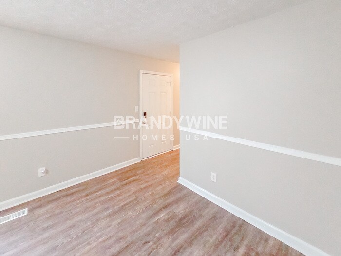 Building Photo - 112 Valerie Ct