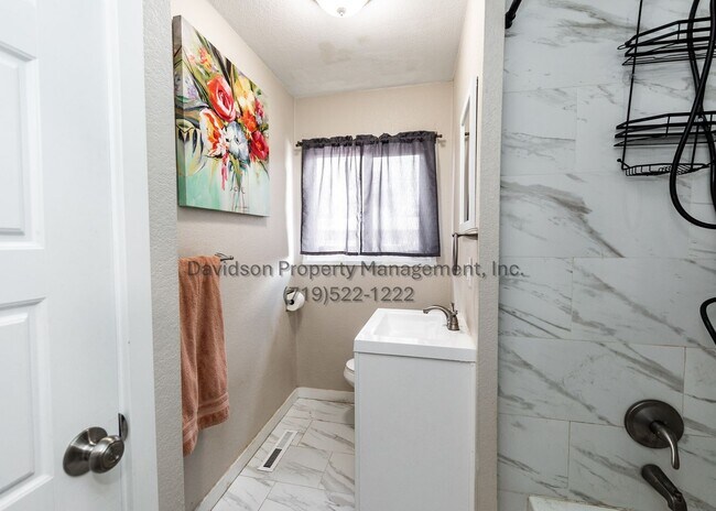 Building Photo - 1309 Florence Ave