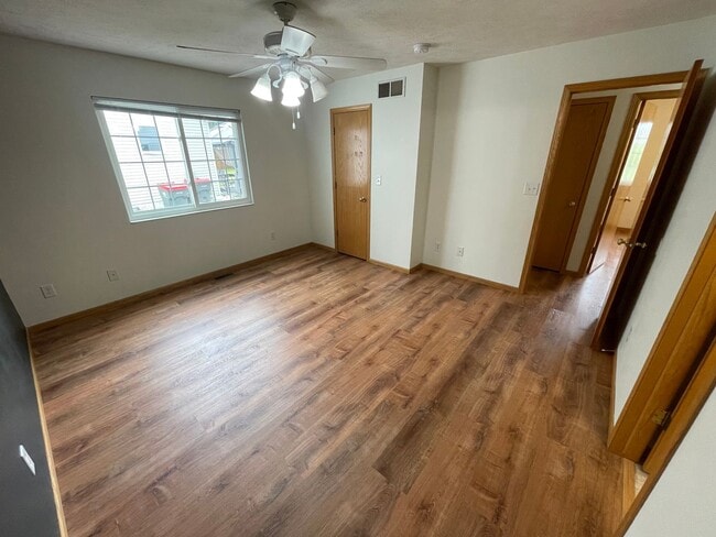 Building Photo - Beautiful open-concept ranch
