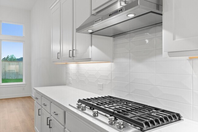 Building Photo - 26915 Longwood Ledge Ln