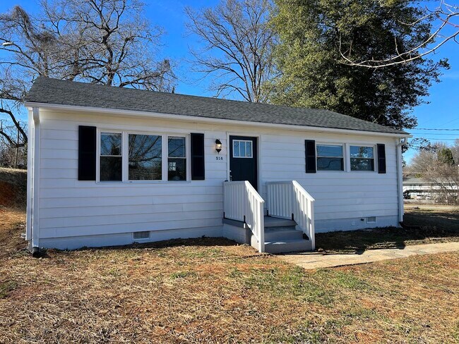 Primary Photo - 514 Merritt Dr