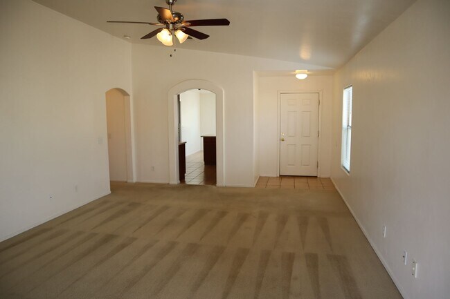 Building Photo - A Home You Have To See To Believe!!!