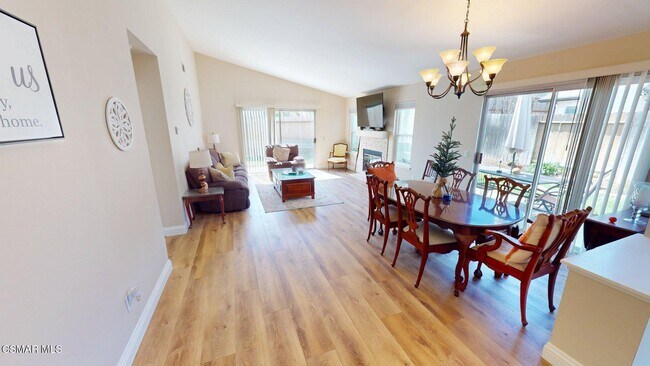 Building Photo - 14640 Marymount St