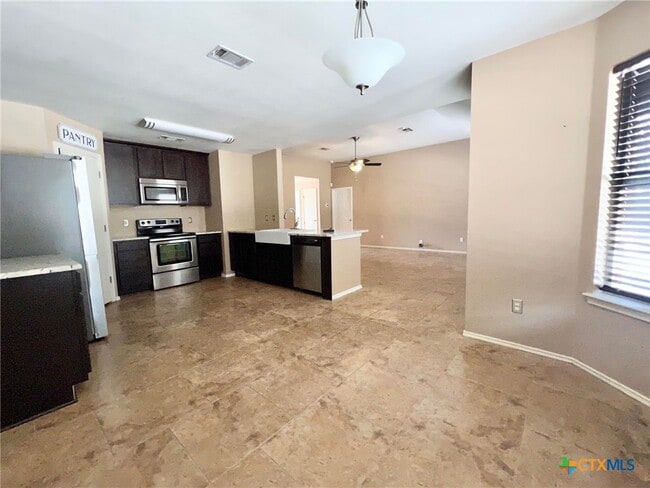 Building Photo - 2907 Wesley Dr