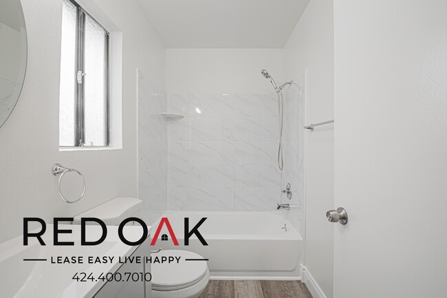 Building Photo - 616 N Lagoon Ave