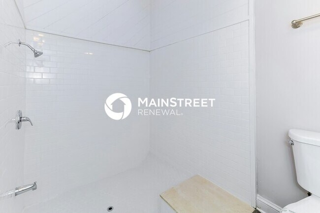 Building Photo - 3 Bedroom Pet-Friendly Home in Longwood, FL with Main Street Renewal
