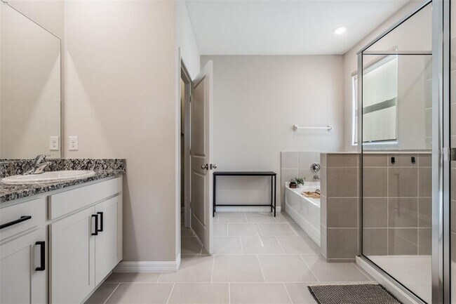 Building Photo - 9817 Rowing Dl Bnd