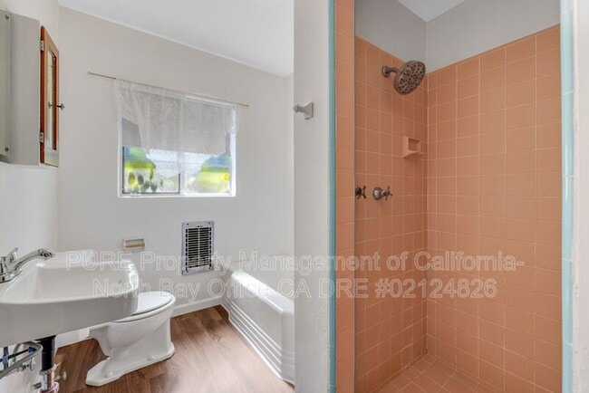 Building Photo - 1536 Madrona Ave
