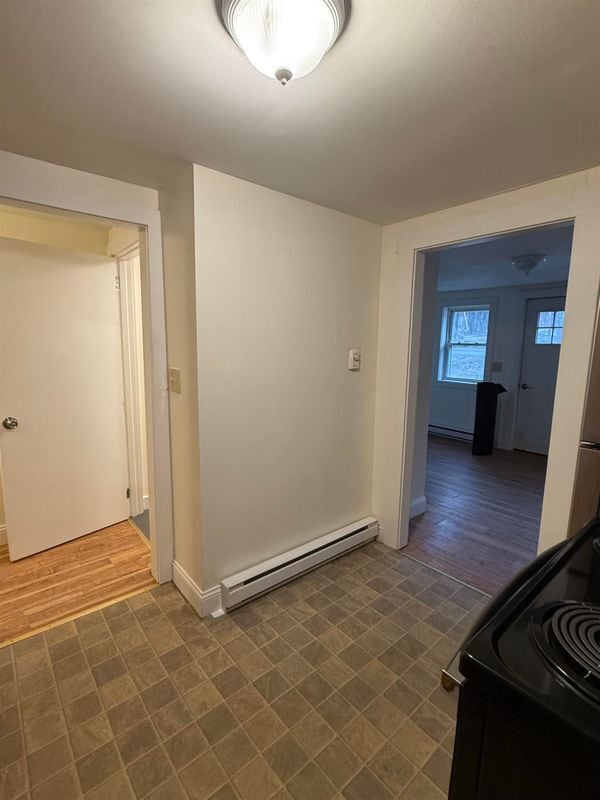 Building Photo - 347 Monadnock